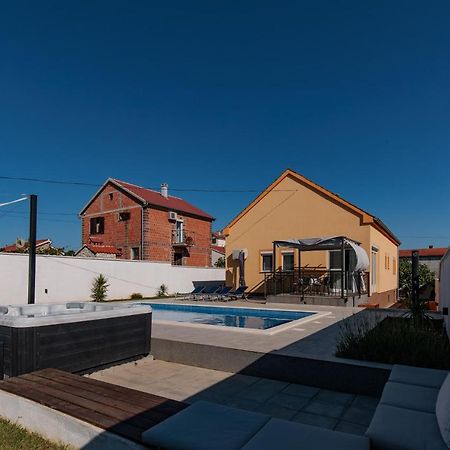 Villa Family And Friends Private Heated Pool With Jacuzzi Zára Kültér fotó