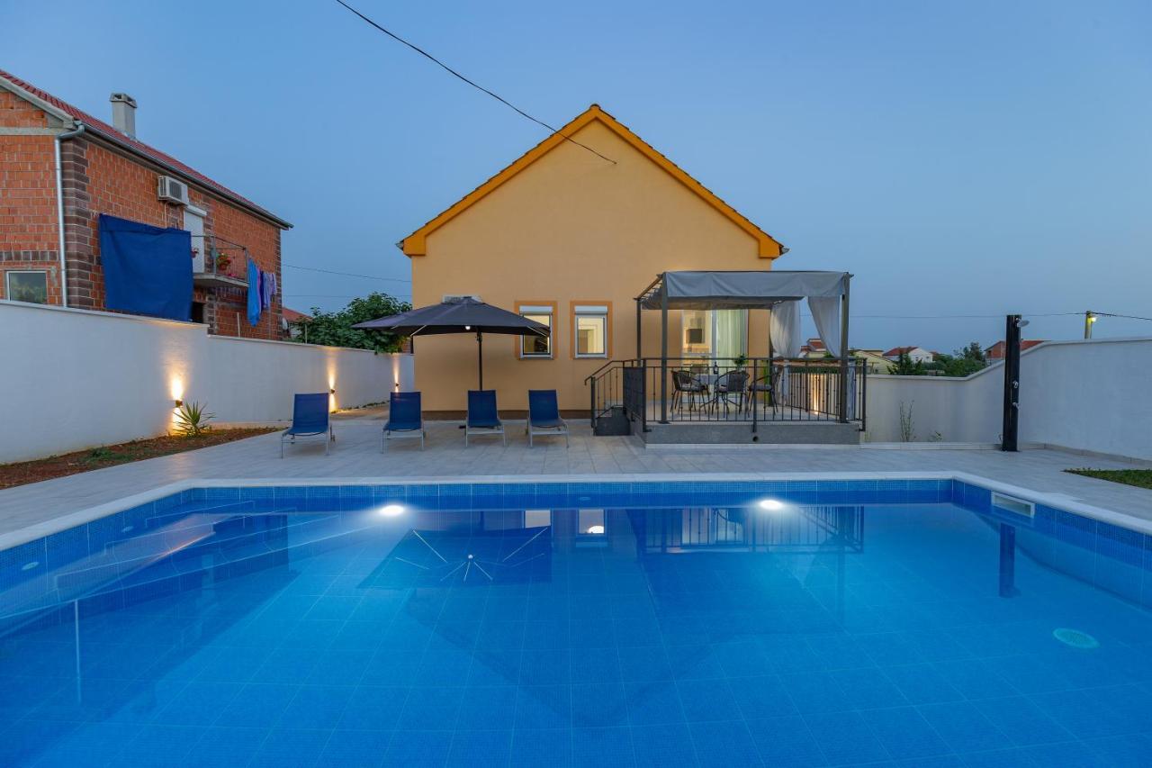 Villa Family And Friends Private Heated Pool With Jacuzzi Zára Kültér fotó