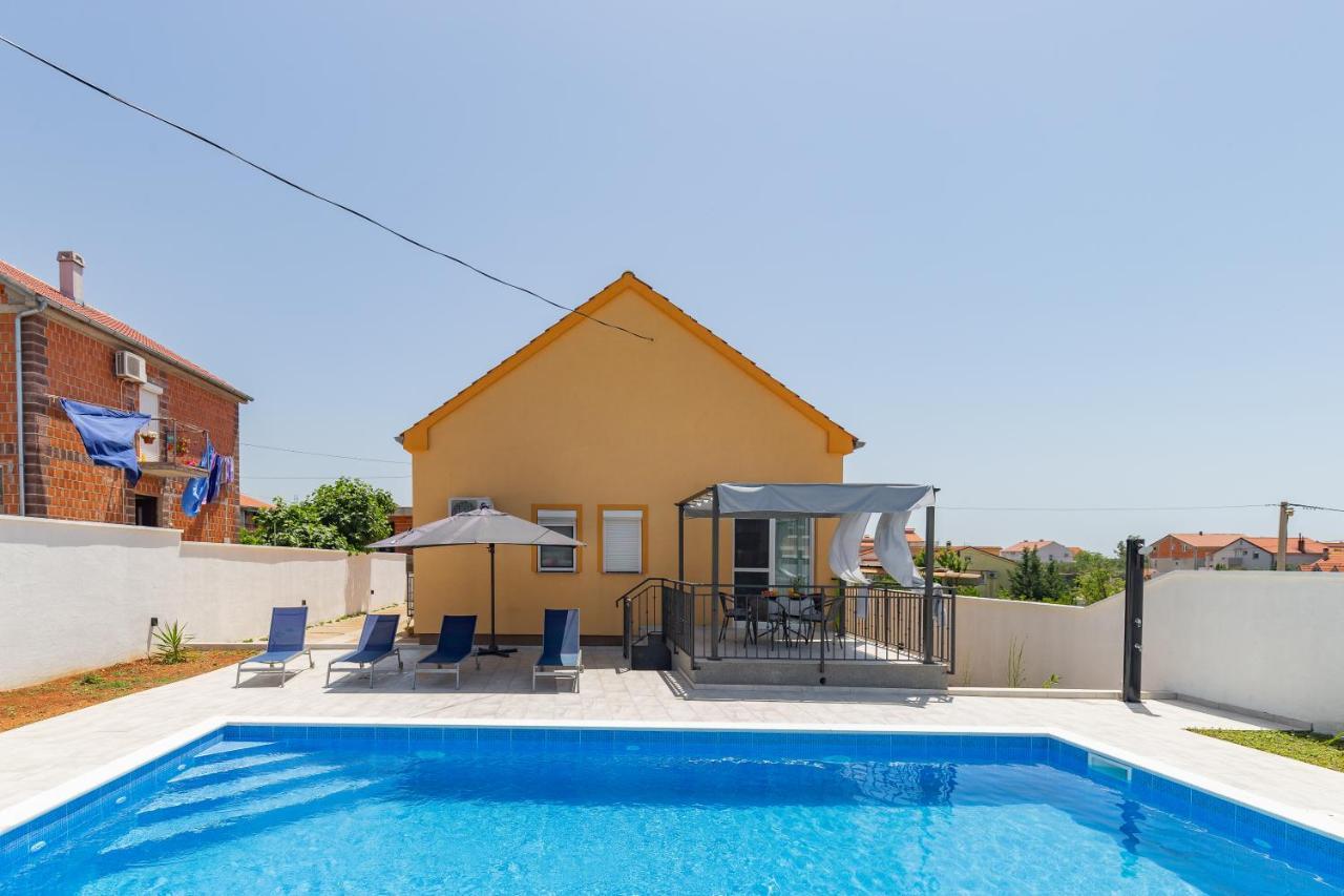 Villa Family And Friends Private Heated Pool With Jacuzzi Zára Kültér fotó