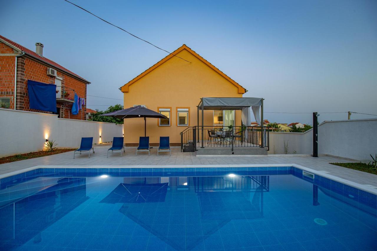 Villa Family And Friends Private Heated Pool With Jacuzzi Zára Kültér fotó