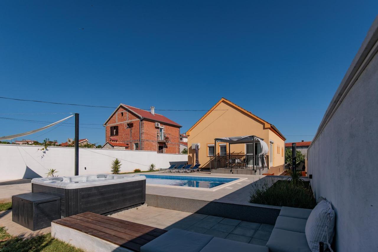 Villa Family And Friends Private Heated Pool With Jacuzzi Zára Kültér fotó