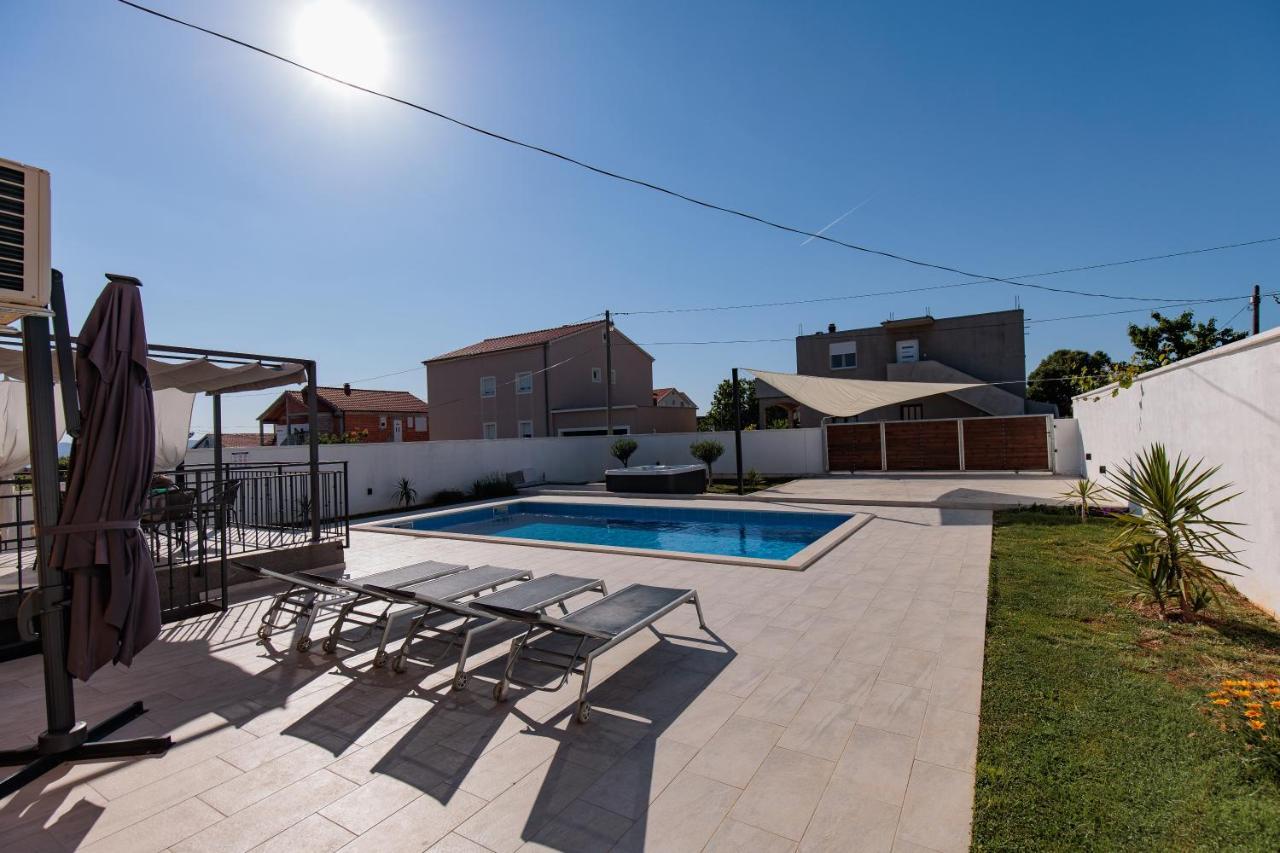 Villa Family And Friends Private Heated Pool With Jacuzzi Zára Kültér fotó